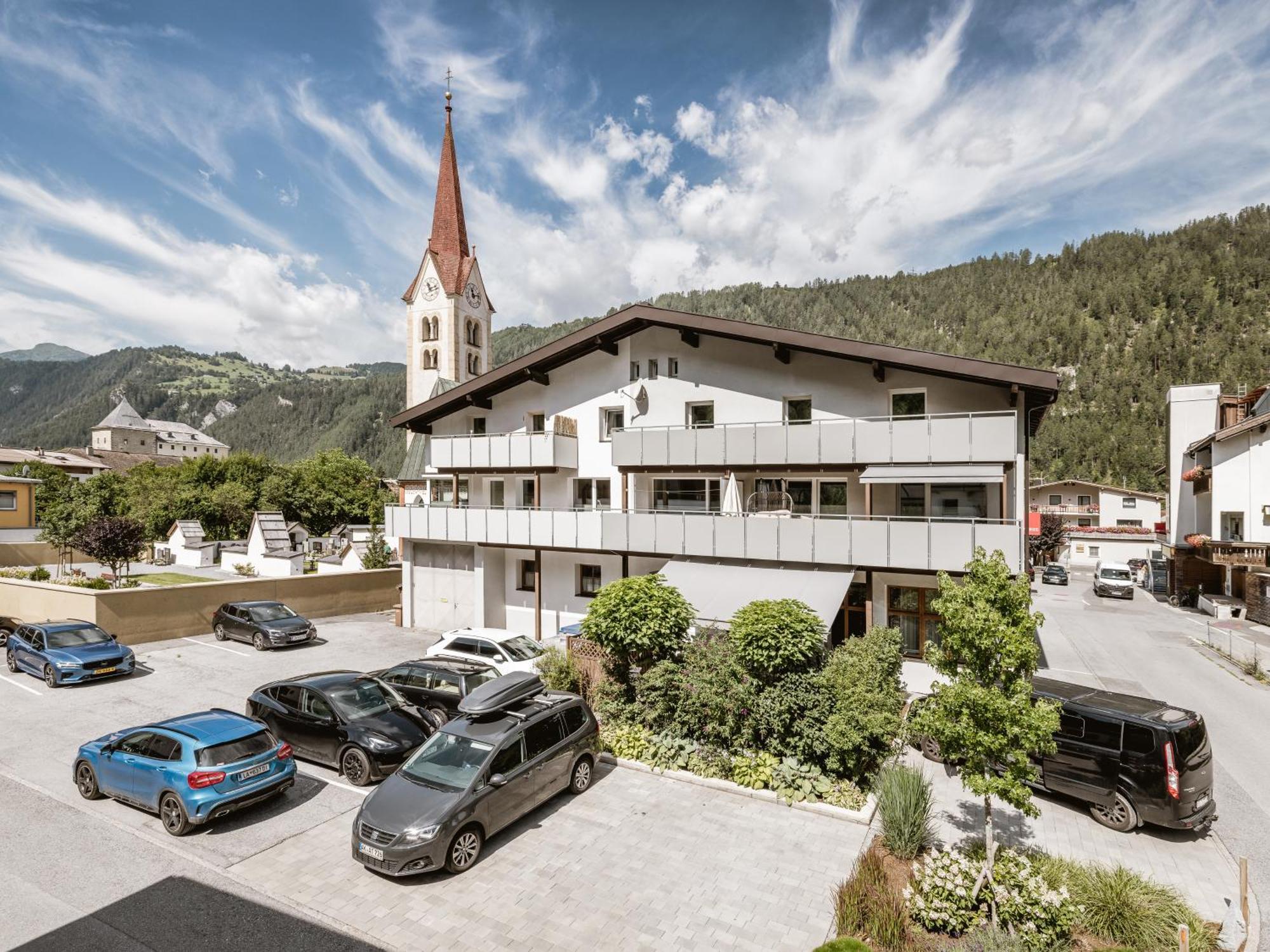 Alpenapartments Ried im Oberinntal Exterior foto